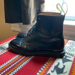 Dr Martens Winchester boot
